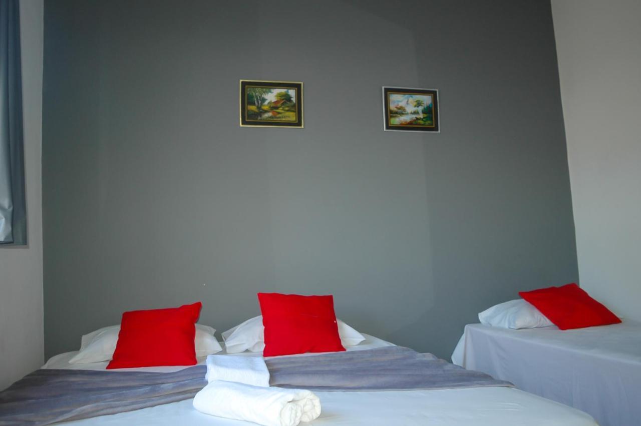 Hotel Rainha De Itapua Салвадор Екстериор снимка