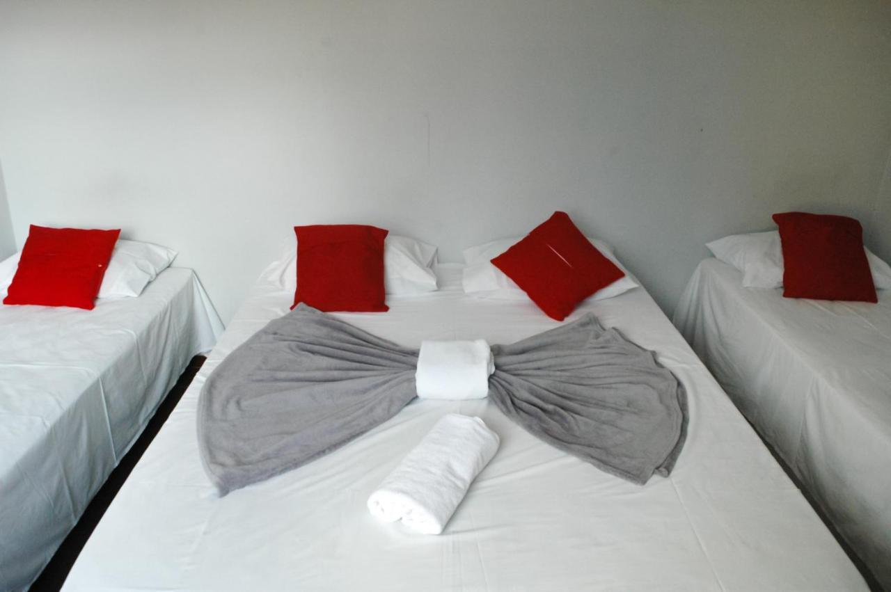Hotel Rainha De Itapua Салвадор Екстериор снимка